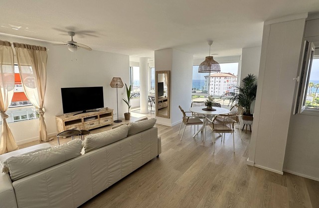 Apartment 'Casa Lydia' with Sea View, Shared Pool and Wi-Fi