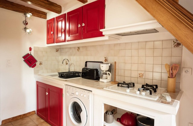 Apartment Chemin de l'Aliso - City center