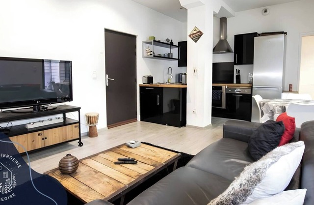 Apartment close to the squares with private outdoor area