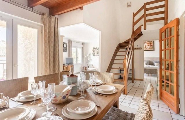 Apartment 'Duplex Appartement 300m De La Mer' with Balcony, Wi-Fi and Air Conditioning