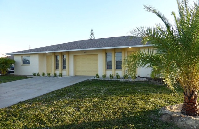 Apartment Eastside in Cape Coral/Duplex Sunny Splash - from 1,800 for 28 nights