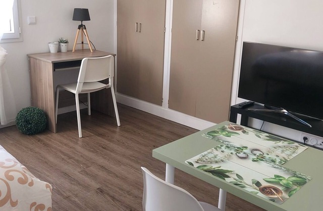 Apartment-Ensuite-Garden view- nr.5