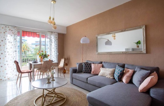 Apartment Epsom by Interhome