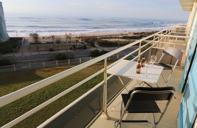 Apartment F2, Hossegor beach, sea view (ocean)