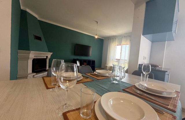 Apartment 'Figueira' with Wi-Fi and Air Conditioning