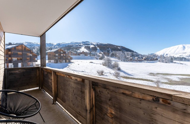 Apartment for 6 700m from the ski slopes
