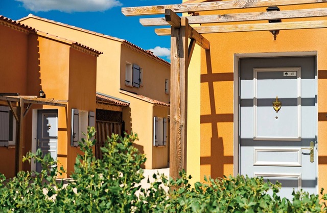 Apartment in Provence near Avignon