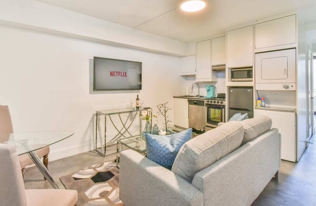 Apartment Getaway in Midtown Atlanta