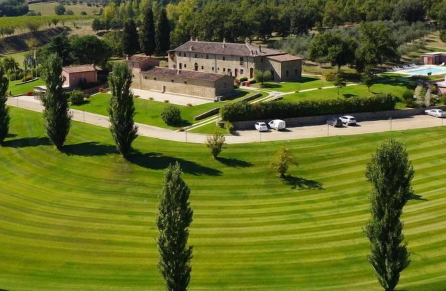 Apartment I Grandi di Toscana in Monte San Savino - 6 persons, 3 bedrooms