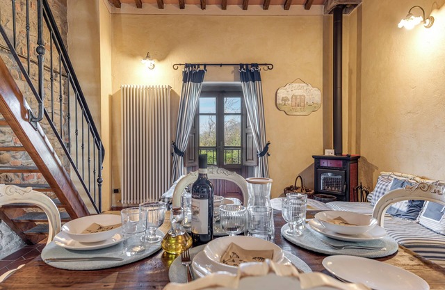 Apartment 'Il Belvedere' with Shared Pool, Private Terrace and Wi-Fi