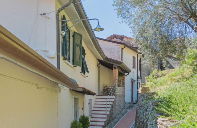 Apartment Il Borgo in Castelnuovo Magra - 3 persons, 2 bedrooms