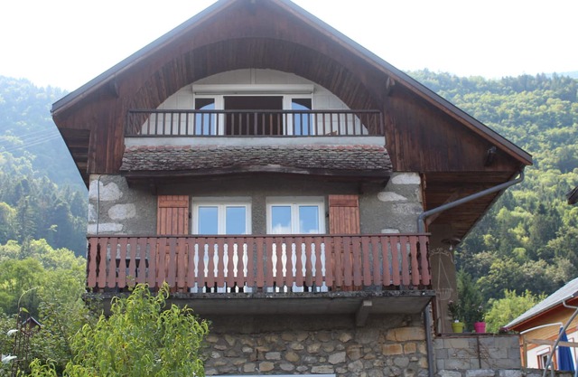 Apartment in a house with Spa in a peaceful village.