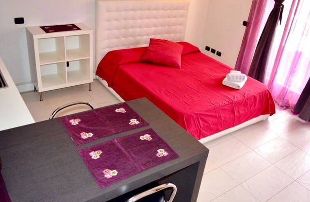 Apartment in condominium with pool, Parma Italy