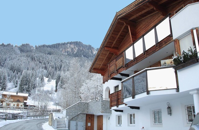 Apartment in Kitzbuhel near Ski Slopes