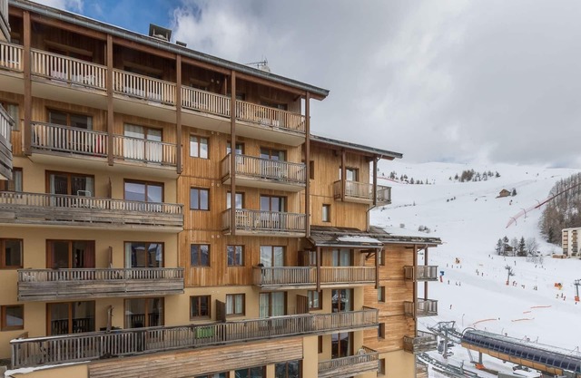 Apartment in Orcières with Ski Slope Access