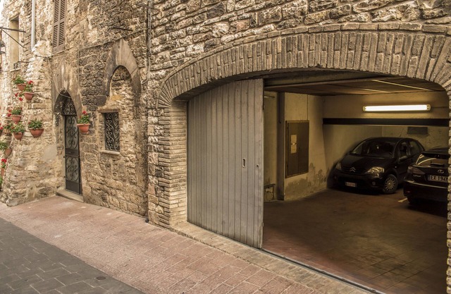 Apartment in the center of Assisi - large rooftop terrace and fabulous views