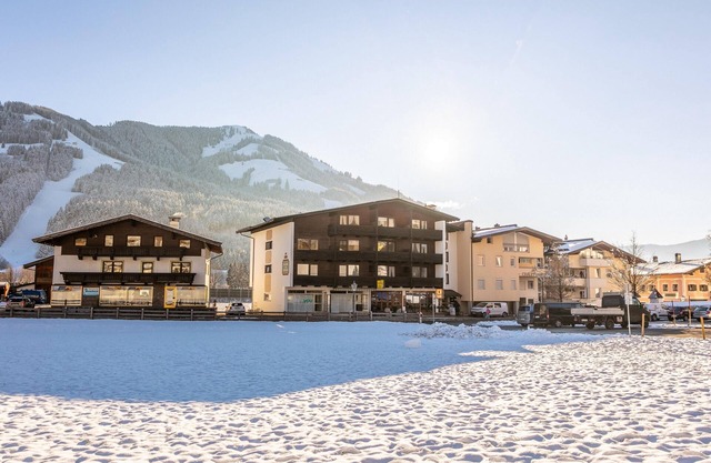 Apartment in the centre, 100m to the ski bus