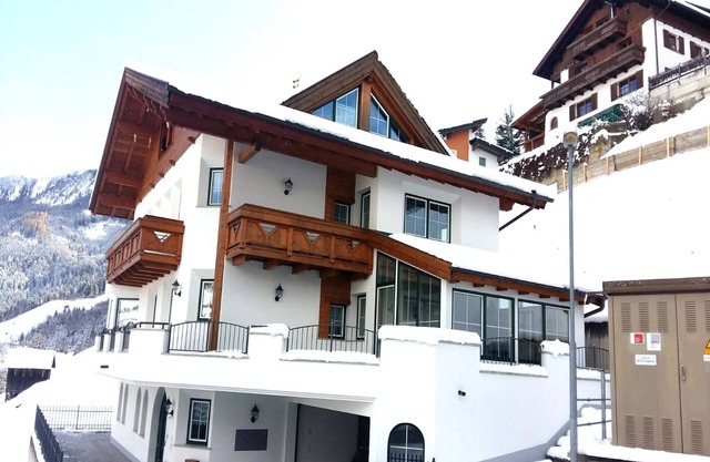 Apartment in Tyrol near Ski Slopes
