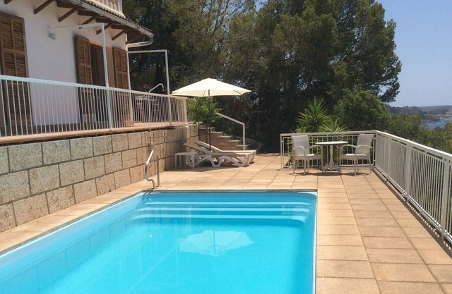 Apartment in Villa Paguera, pool & sea view, air conditioning & WiFi