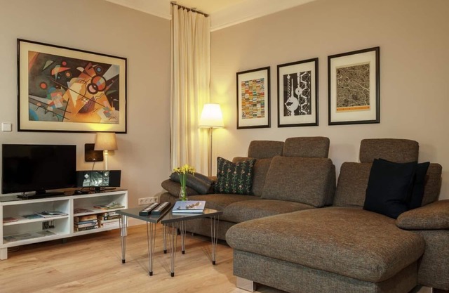 Apartment in Wannsee with Barbecue, Garden and Terrace