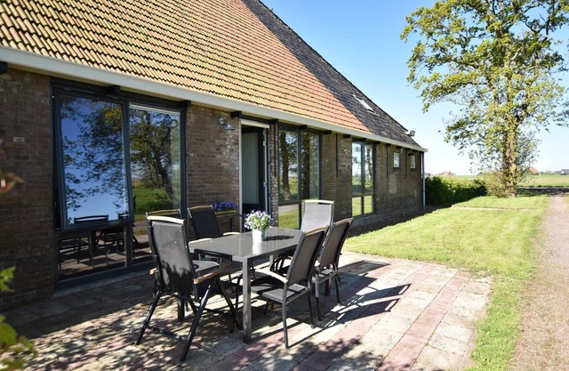 Apartment in Workum near IJsselmeer Beach