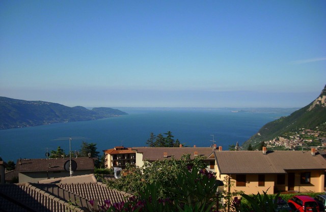 Apartment inTignale Gardola-on the plateau between Limone and Gargnano