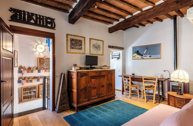 Apartment 'In The Medieval Village' with Wi-Fi and Air Conditioning