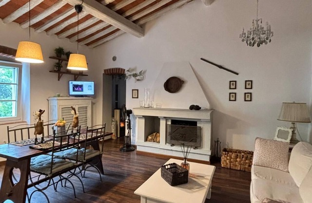Apartment in Castagneto Carducci