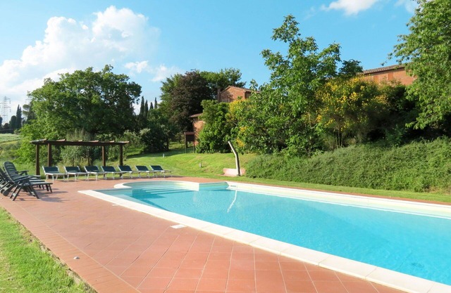 Apartment in villa with WIFI, hot tub, A/C, private pool, TV, patio, pets allowed, panoramic view