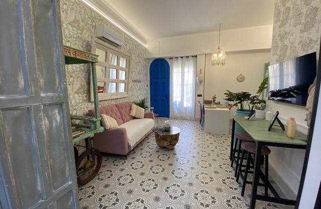Apartment "Jema Bajondillo" Close to the Beach with Wi-Fi & A/C