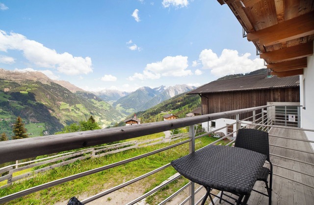Apartment 'Joshof Talblick' with Mountain View, Private Terrace and Wi-Fi