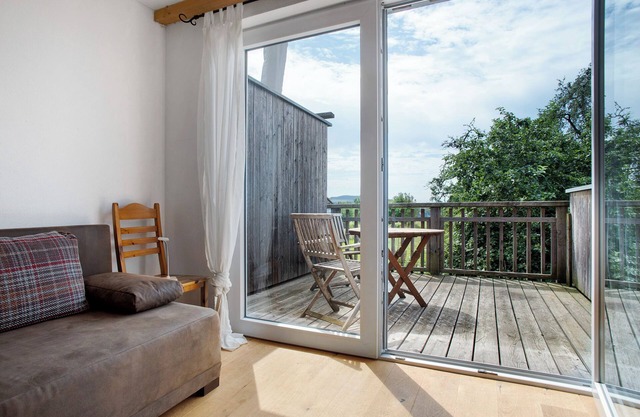 Apartment 'Kombi Wohnung' with Balcony