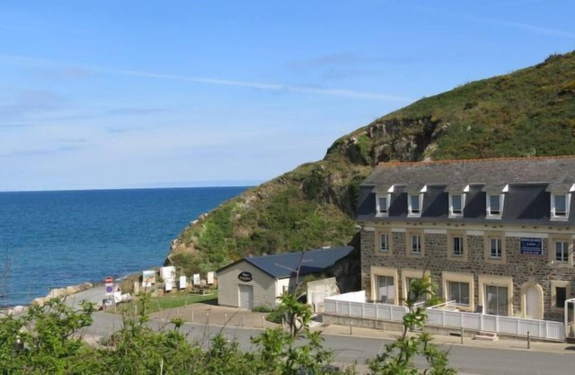 Apartment Les Cormorans (PGX303) in Planguenoual - 4 persons, 1 bedrooms