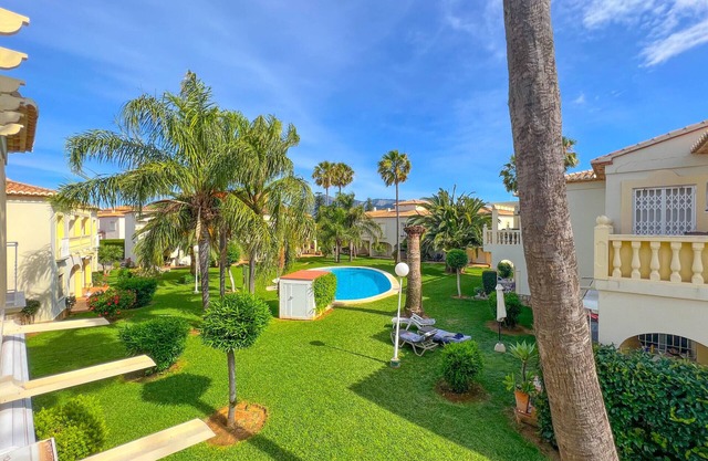 Apartment near the sea in Denia with air conditioning