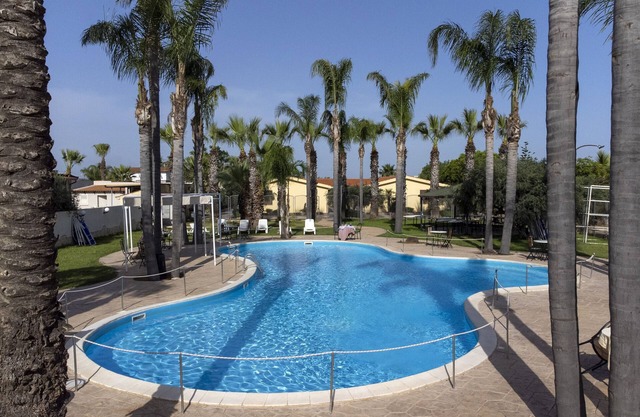 Apartment 'Oasi Lamia - 2' with Shared Pool, Wi-Fi and Air Conditioning