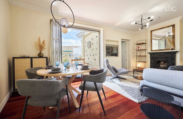 Apartment + Office room in Salamanca, Madrid