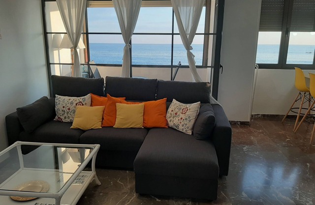 Apartment on the beachfront 10 meters from the beach