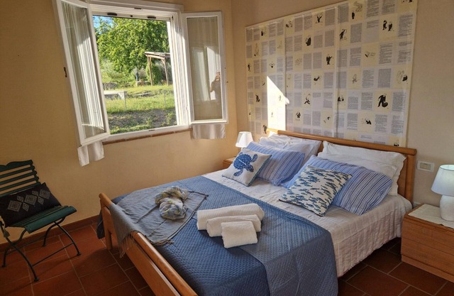 Apartment 'Piccolo Paradiso - Mare' with Shared Pool, Wi-Fi and Air Conditioning