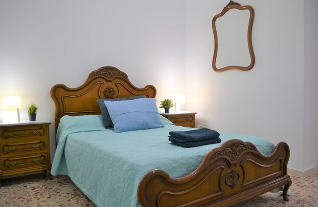 Apartment-Premium-Private Bathroom-Courtyard view-Terrace (B5EV)