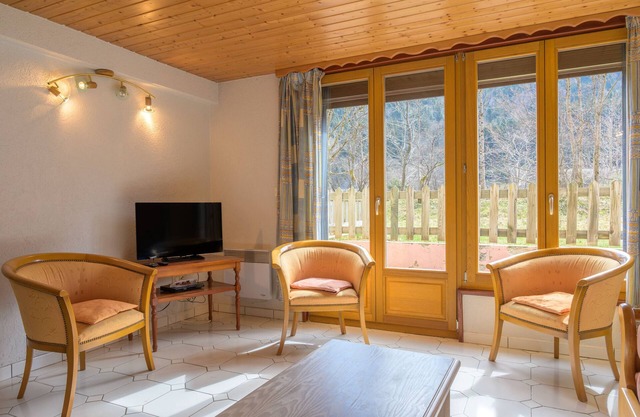 Apartment 'Rez De Jardin' with Mountain View, Private Terrace and Wi-Fi