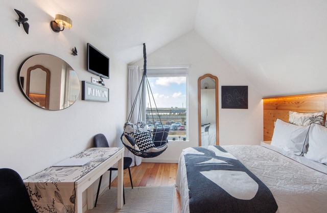 Apartment 'Ria' with Wi-Fi and Air Conditioning