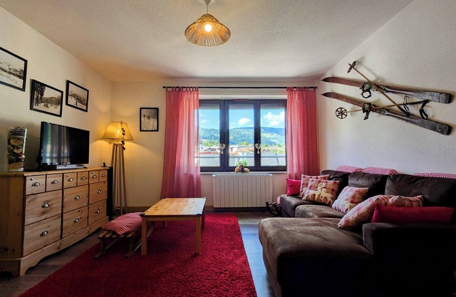 Apartment sleeps 6 near la BRESSE 2 bedrooms