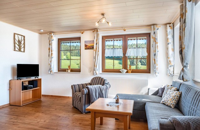 Apartment 'Sonnenblick, 54qm' with Shared Terrace, Shared Garden and Wi-Fi