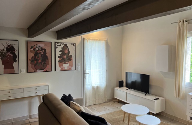 Apartment-Superior-Ensuite with Shower-Balcony