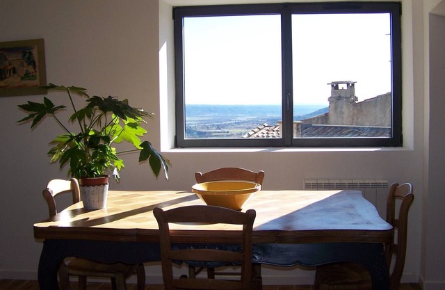 apartment t3 exceptional view on the valley of durance