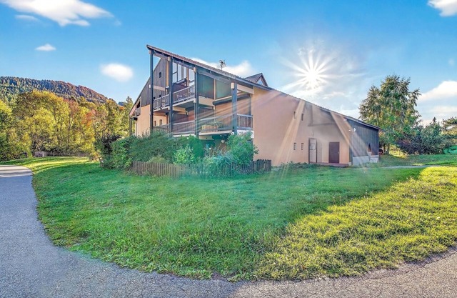 Apartment 'Tallas Pieds Des Pistes' with Mountain View, Balcony and Wi-Fi