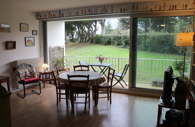 Apartment to read and enjoy the ocean