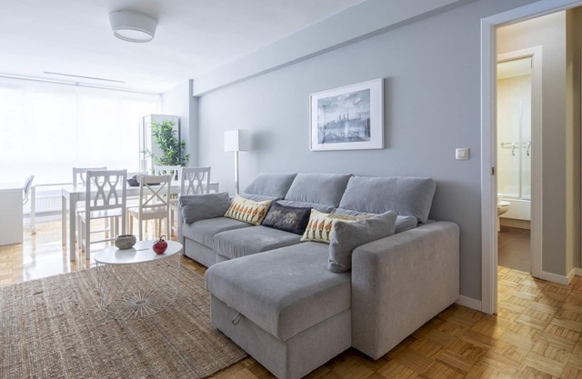 Apartment Vigo, 3 bedrooms, 7 persons