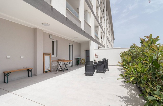 Apartment 'Vincotto's Home Garden' with Private Terrace, Wi-Fi and Air Conditioning