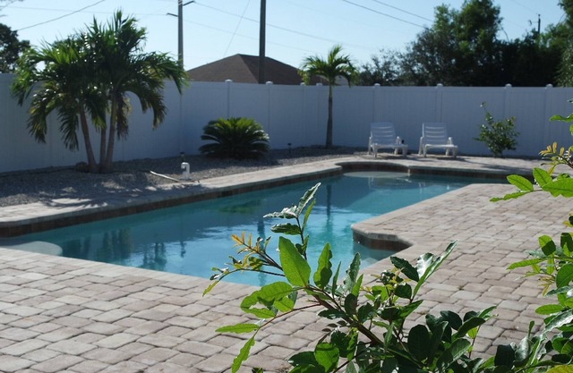 Apartment Westside in Cape Coral/Duplex Sunny Splash - from 1,800 for 28 nights